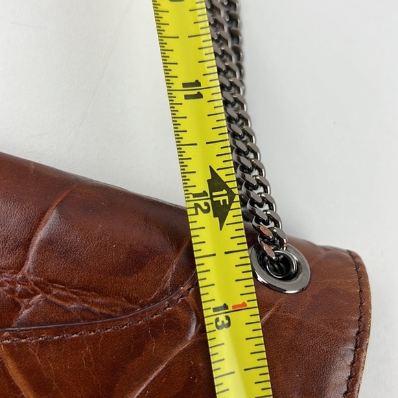 Gorgeous mid  size faux croc purse with chain shoulder strap - Picture 6 of 8